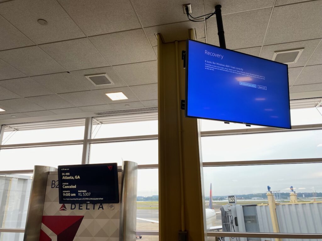 Blue screen of death at all the gate signage at airports across the United States